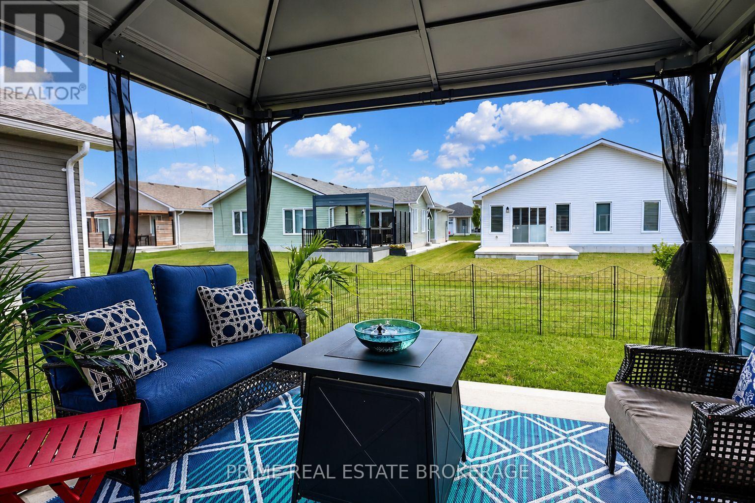181 LAKE BREEZE DRIVE - 5