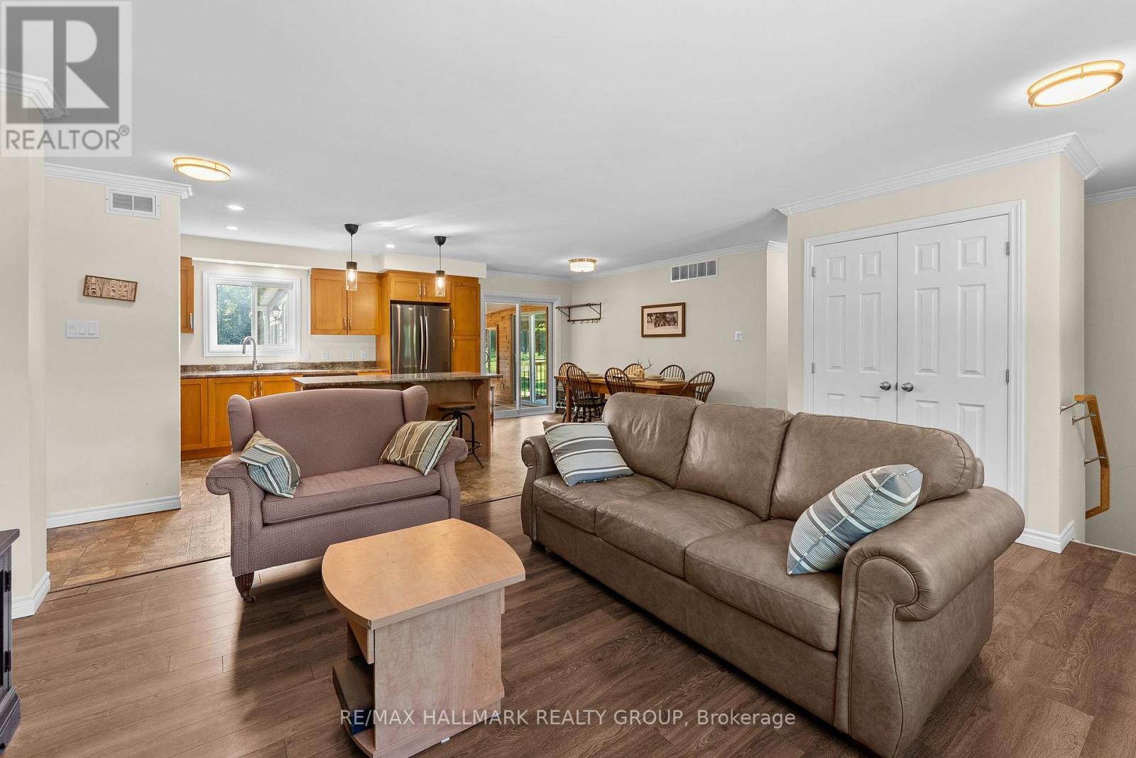 466 STEWARTVILLE ROAD W - 23