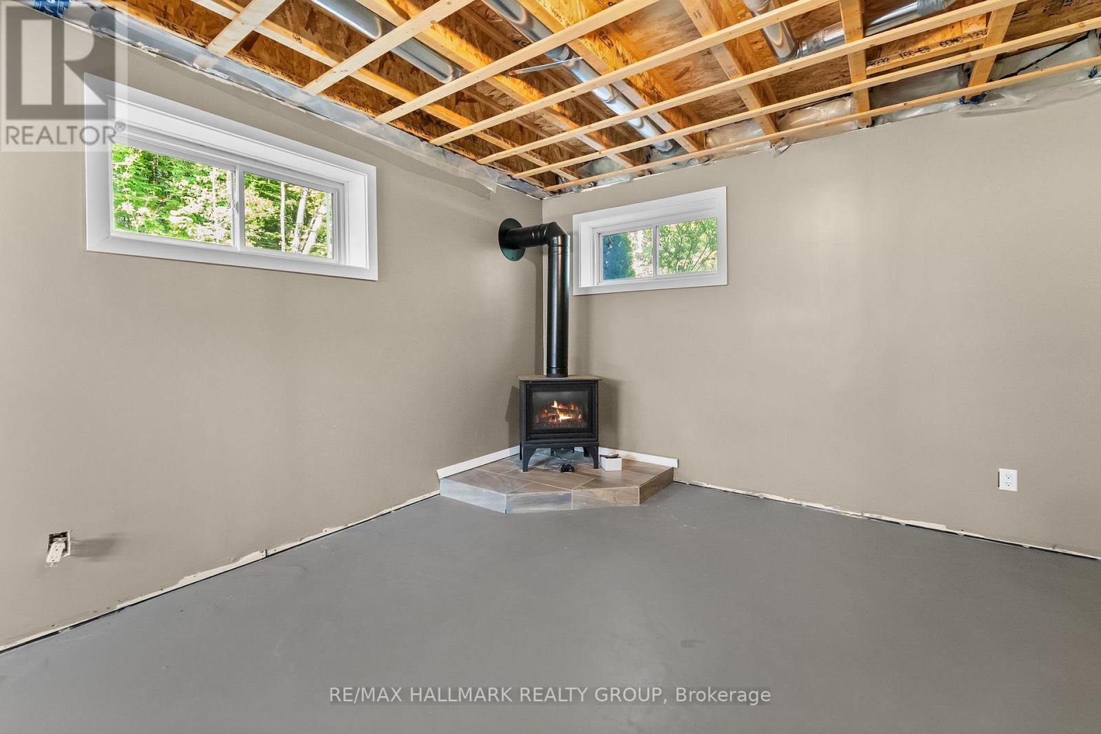 466 STEWARTVILLE ROAD W - 39