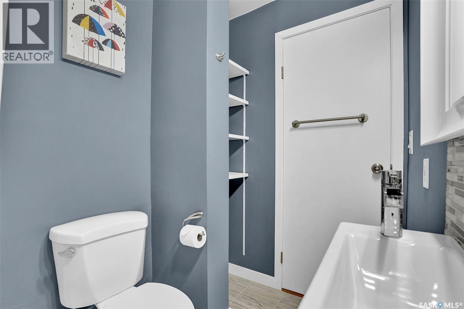 300 Montreal STREET - Image 17