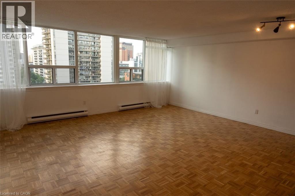 #1201 120 DUKE Street - Image 13