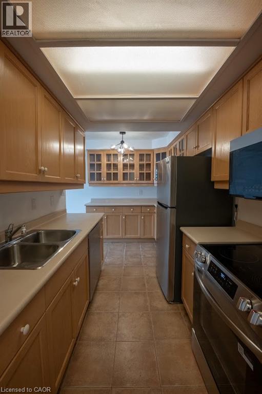 #1201 120 DUKE Street - Image 4
