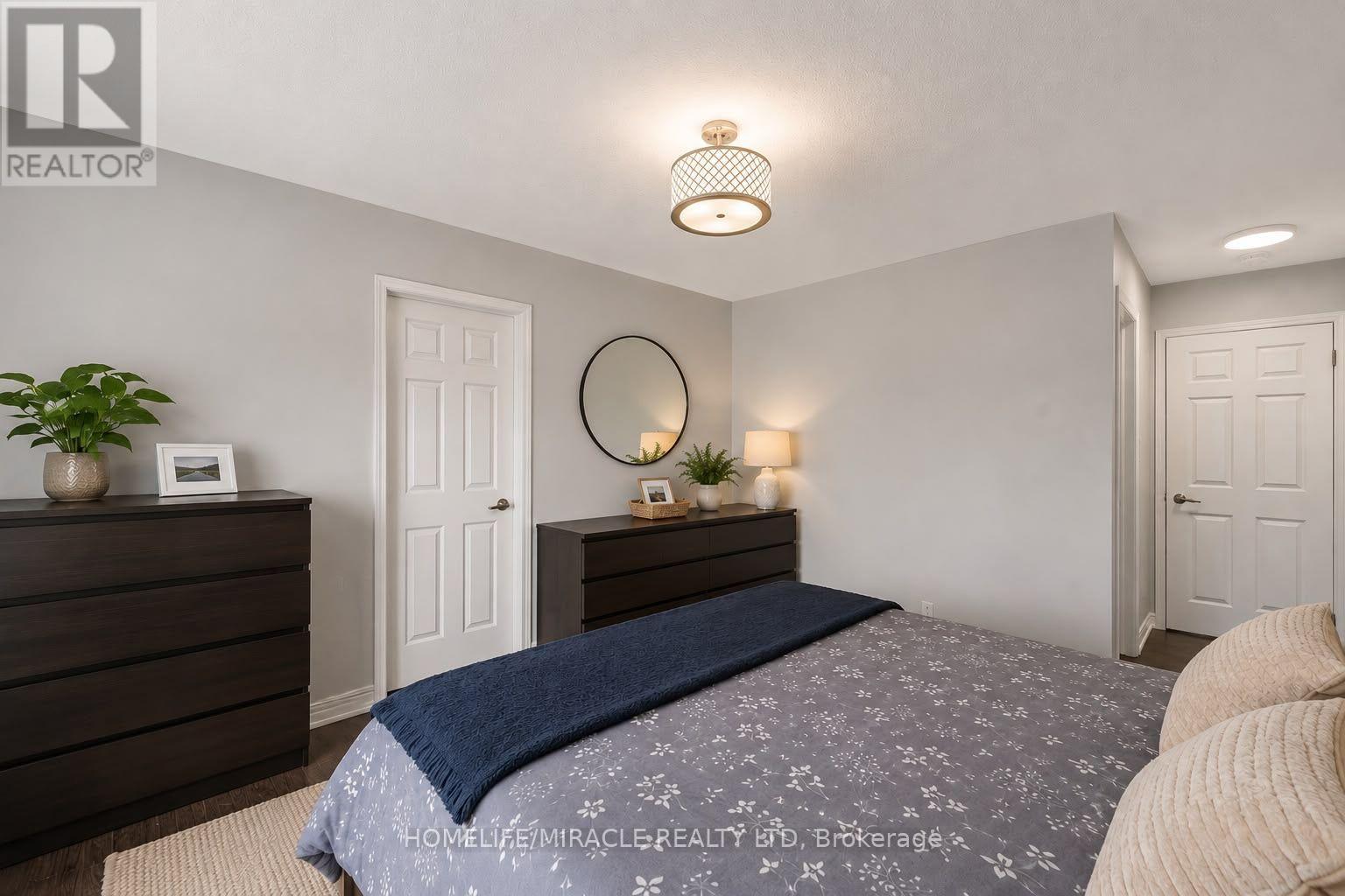 24 METRO CRESCENT - 15
