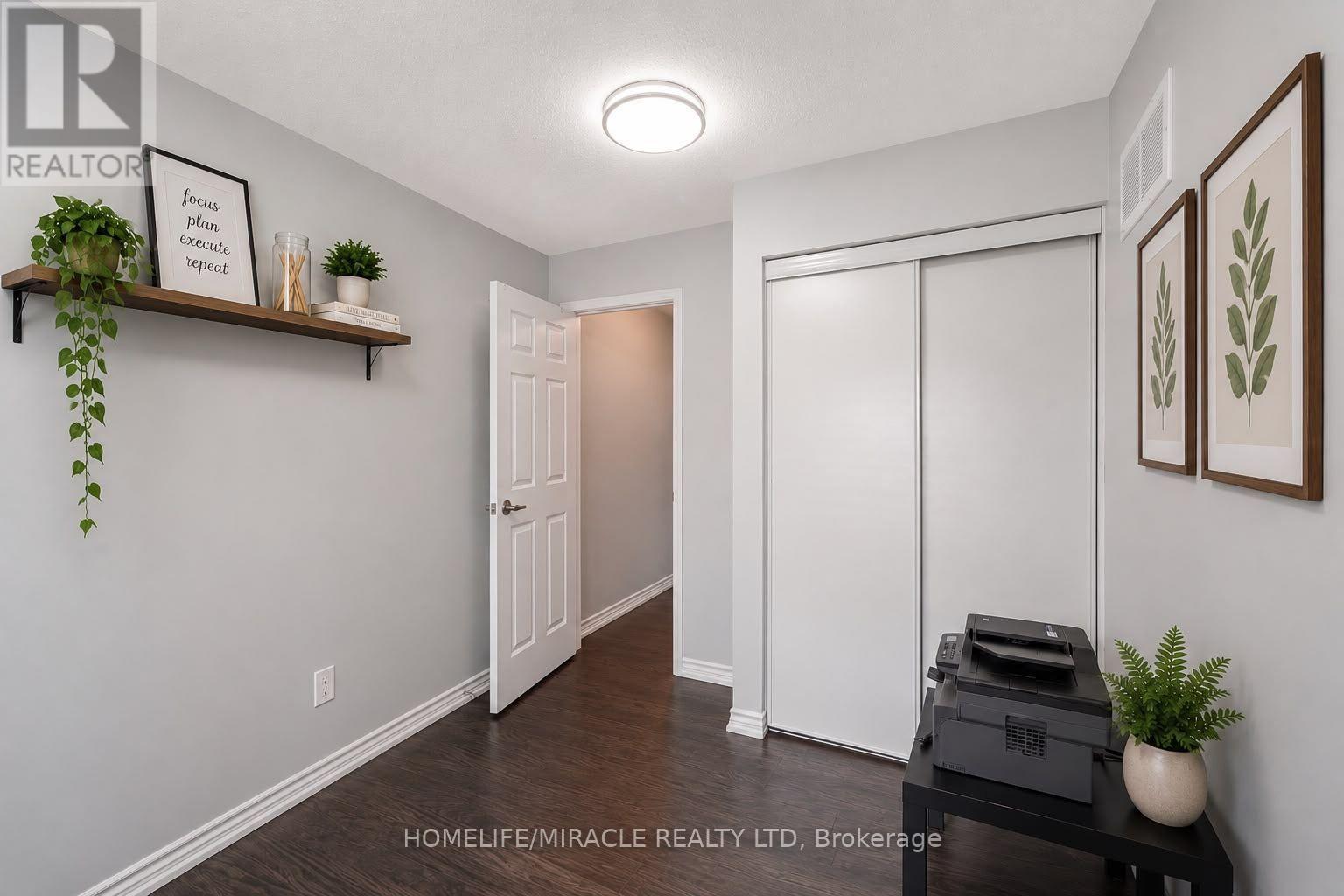 24 METRO CRESCENT - 23