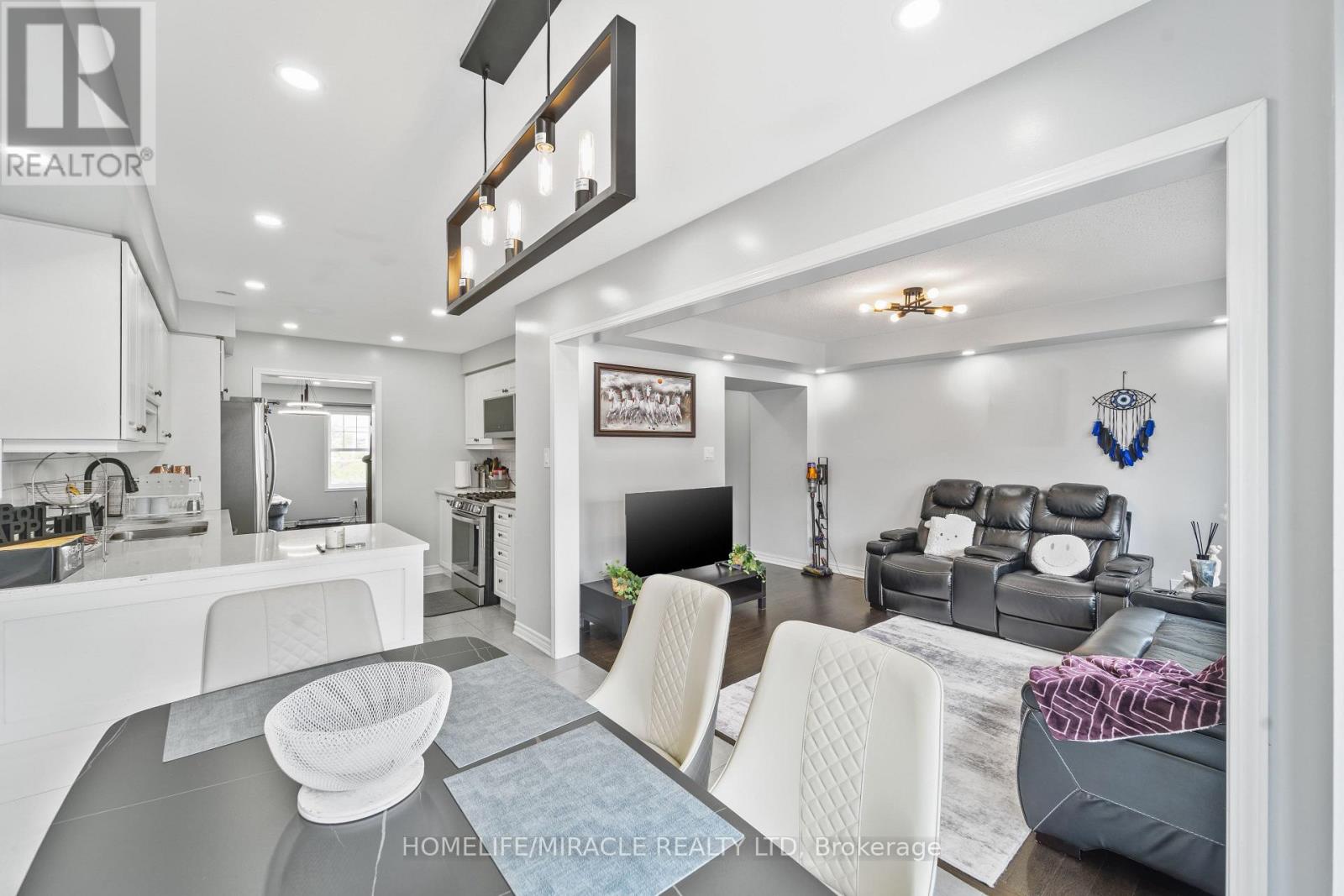 24 METRO CRESCENT - 5