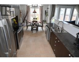Kitchen - 679 Percifor Way, Ottawa, ON K1W0E2 Photo 7