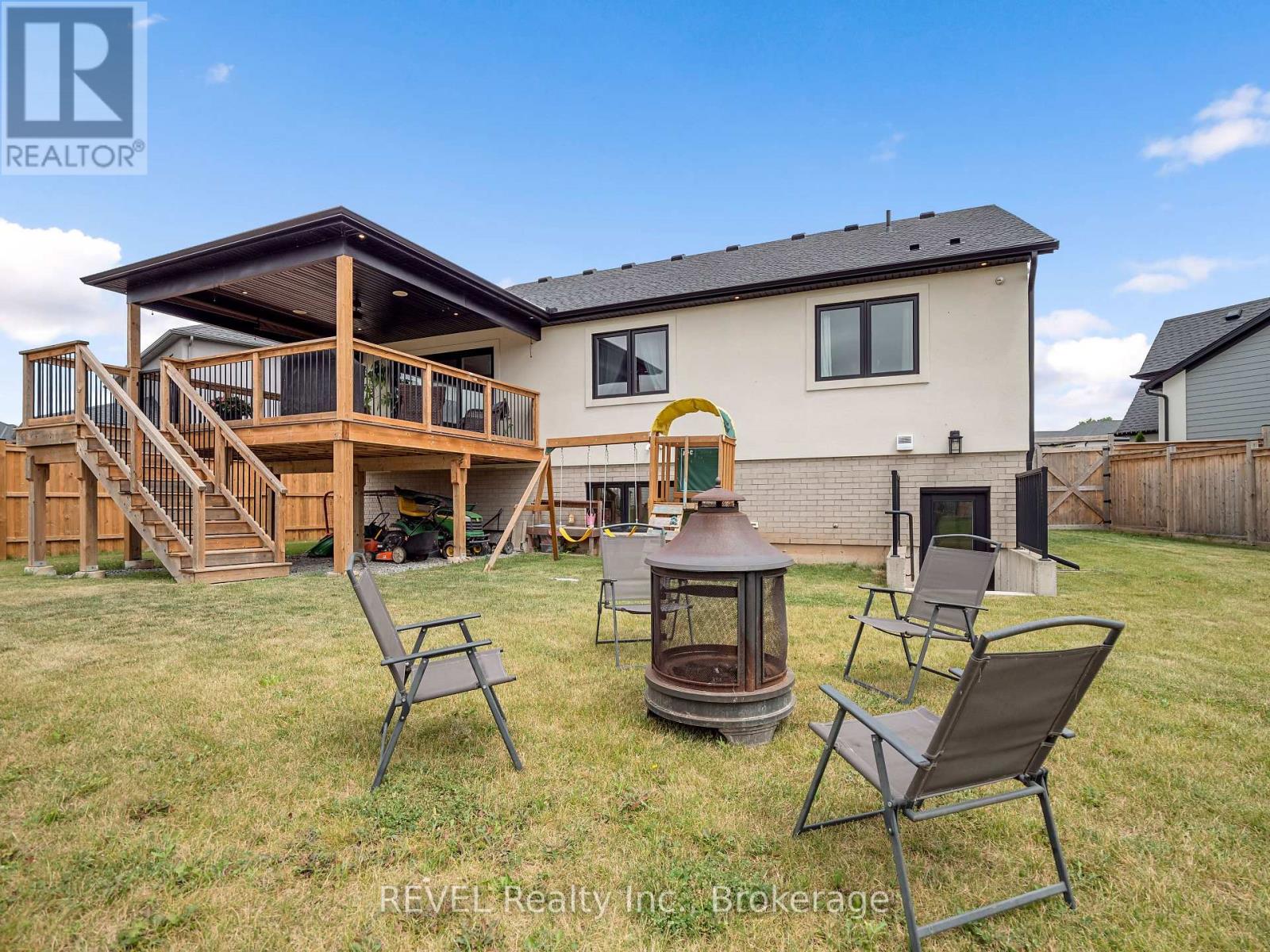 2761 ARROWSMITH COURT - 40