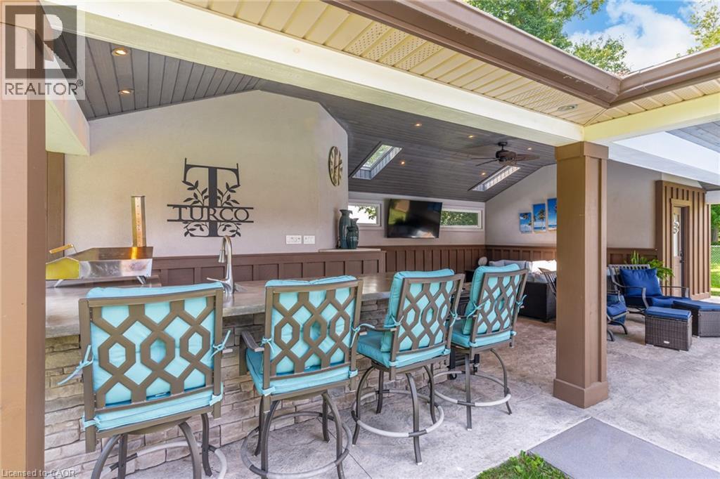 994 COURTLAND Drive - Image 45