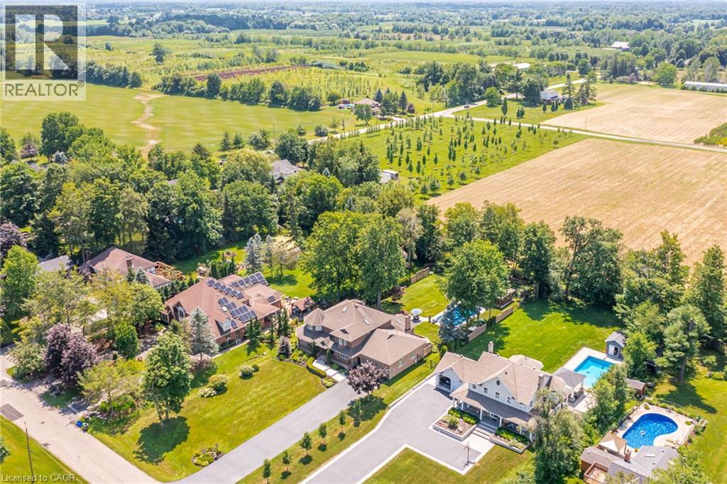 994 COURTLAND Drive - 50