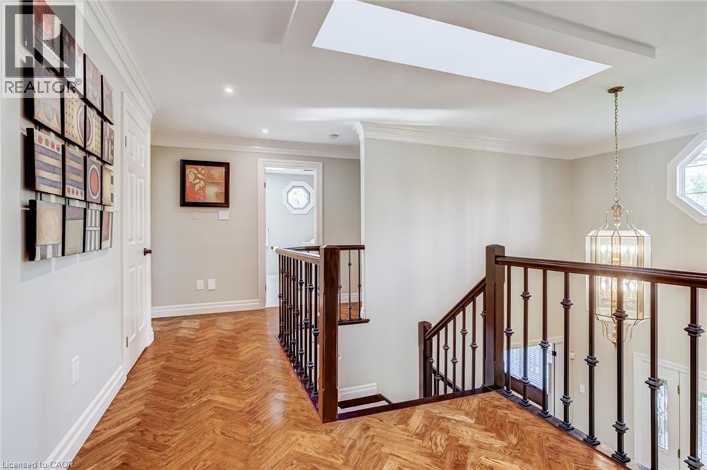 994 COURTLAND Drive - Image 19