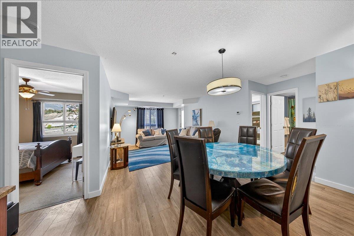 #2114 205 THIRD Avenue - 14