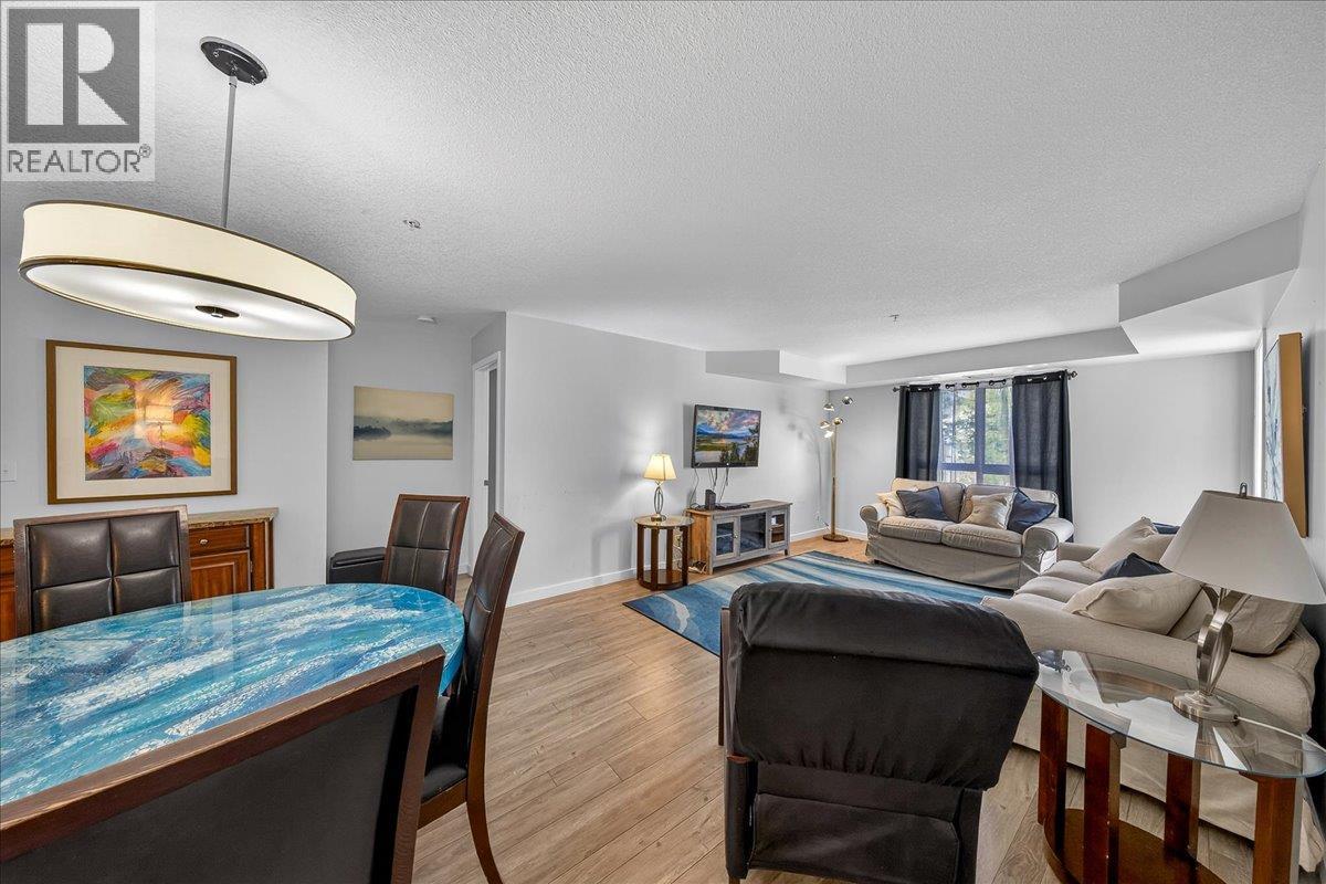 #2114 205 THIRD Avenue - 15