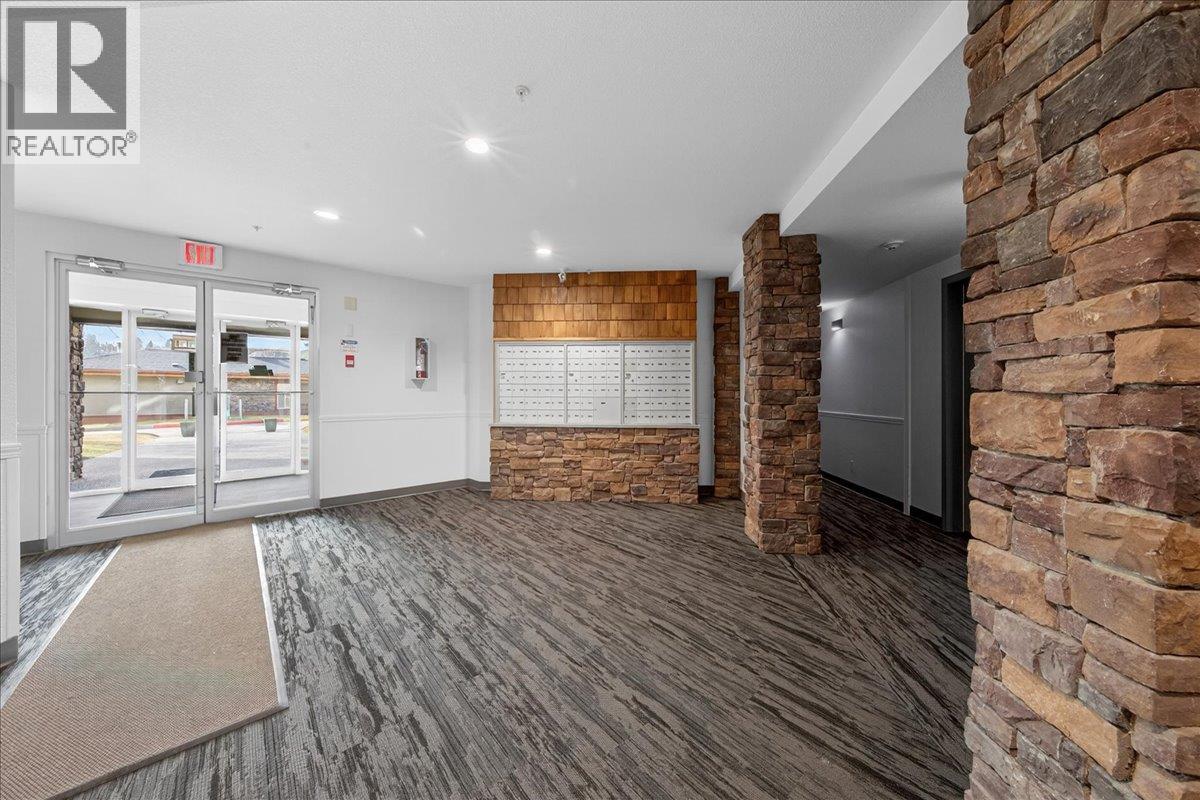 #2114 205 THIRD Avenue - 46