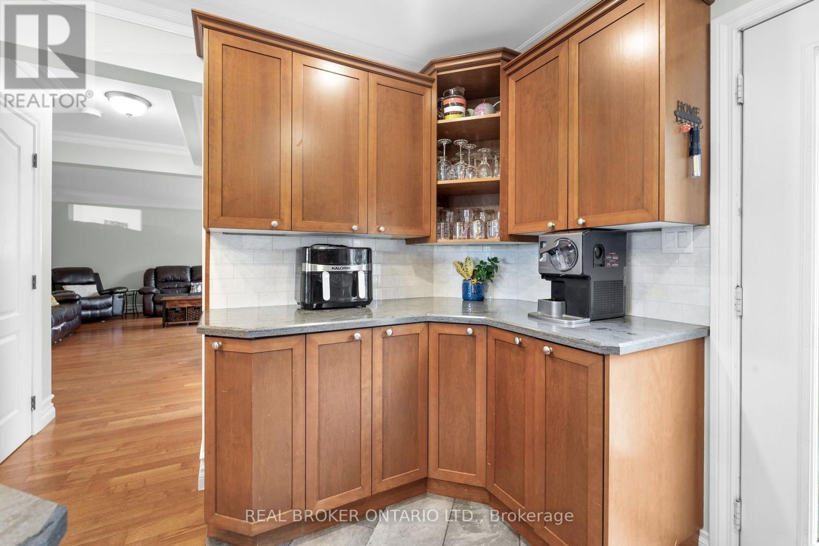 1919 STAGECOACH ROAD, Ottawa. Luxury613. By Peter Sagos - Image 11