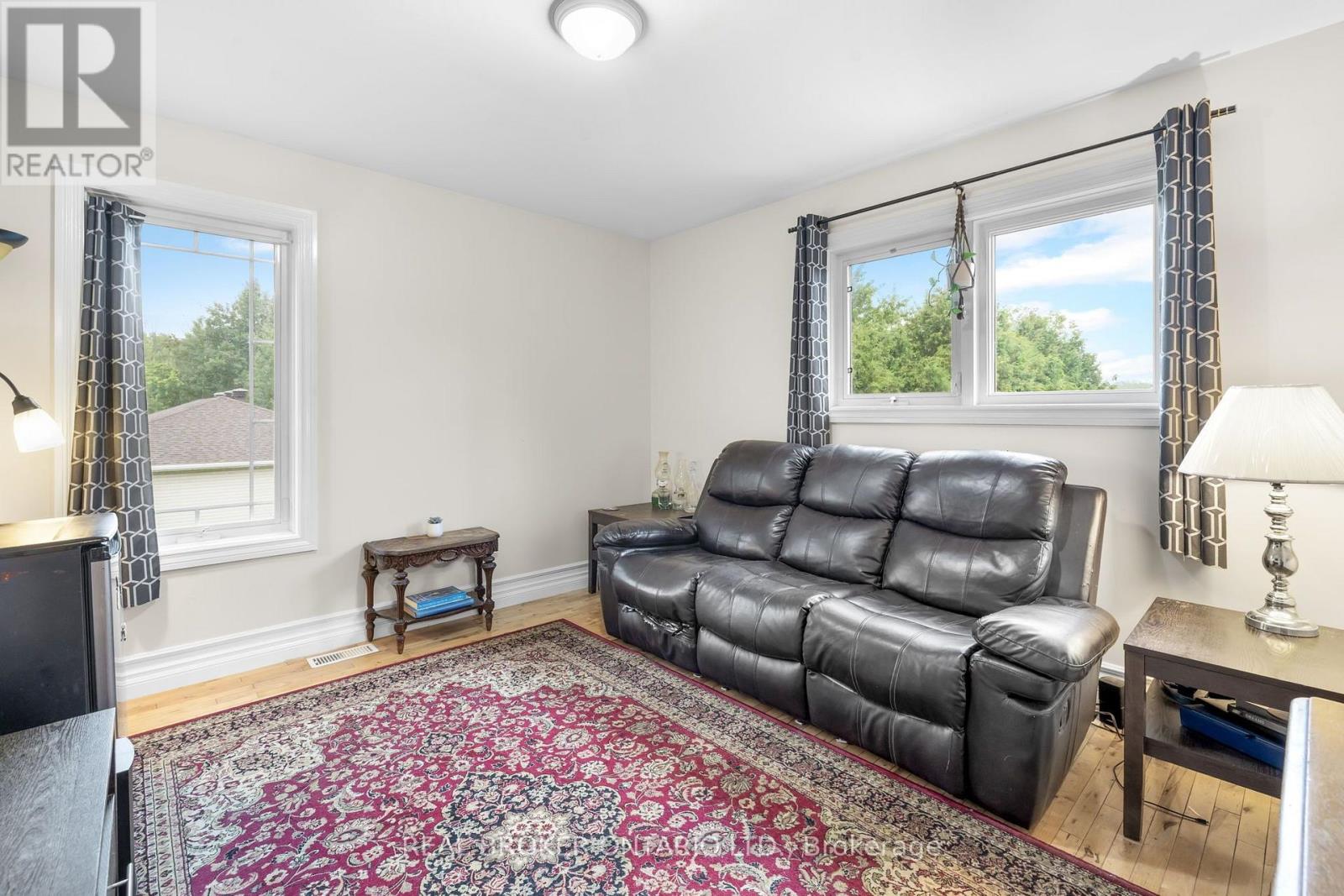 1919 STAGECOACH ROAD, Ottawa. Luxury613. By Peter Sagos - Image 19