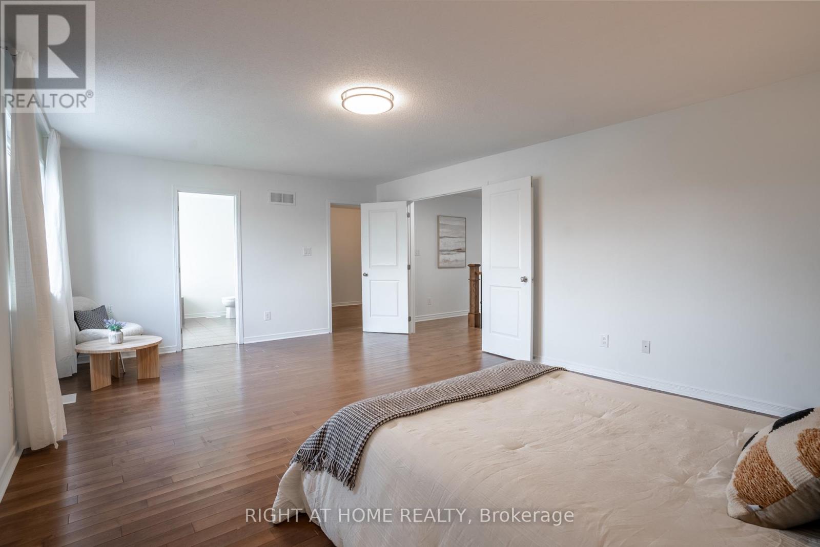 106 SUNITA CRESCENT - 23