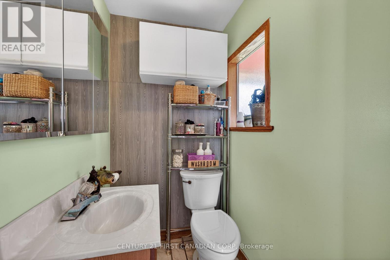 73309 BLUEWATER HIGHWAY - 18