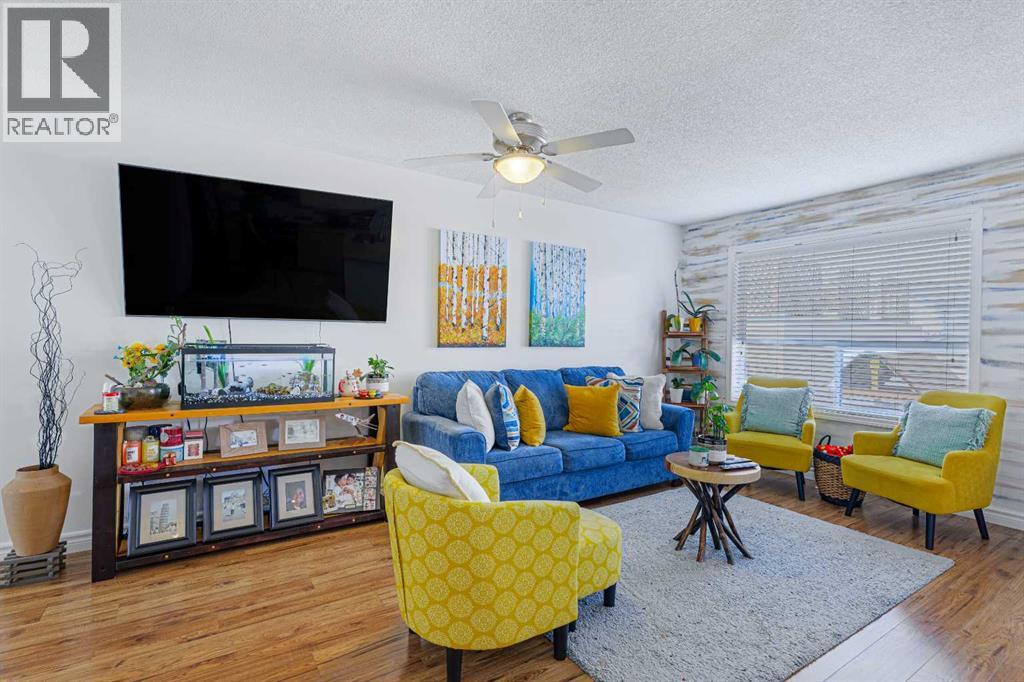 63 Coventry View NE - 7