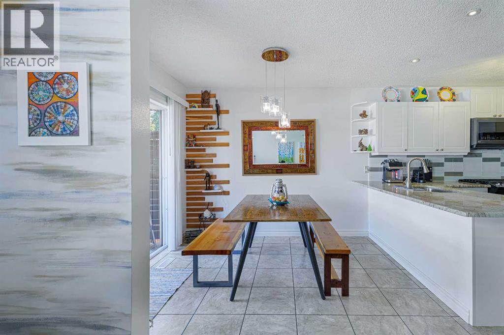 63 Coventry View NE - 13