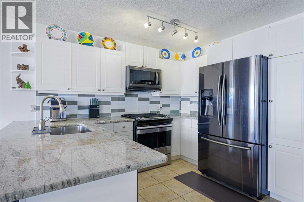 63 Coventry View NE - 9