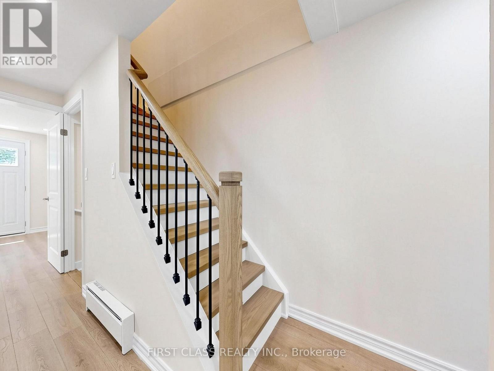 #38 850 HUNTINGWOOD DRIVE - Image 14