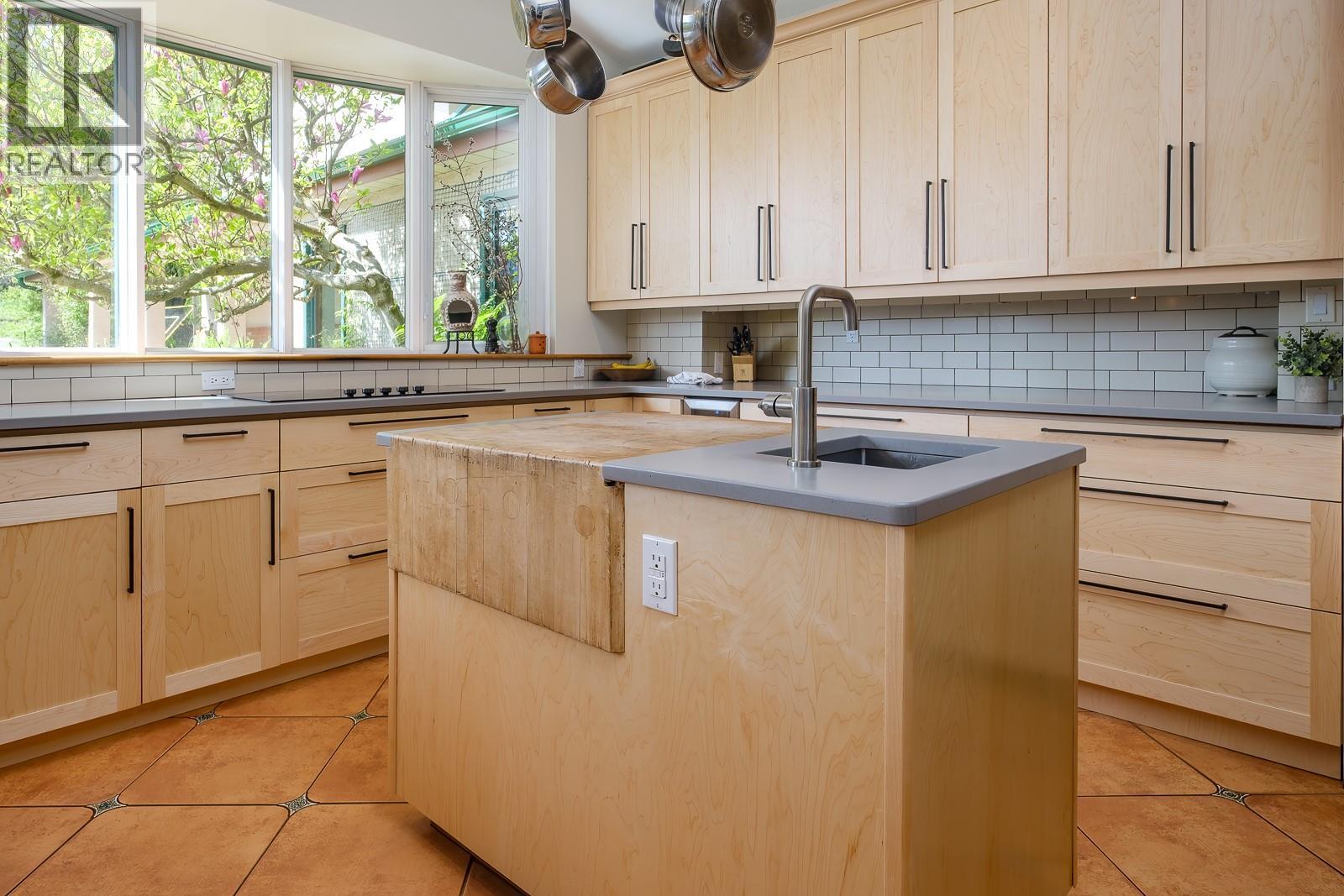 2302 Happy Valley Road - 17