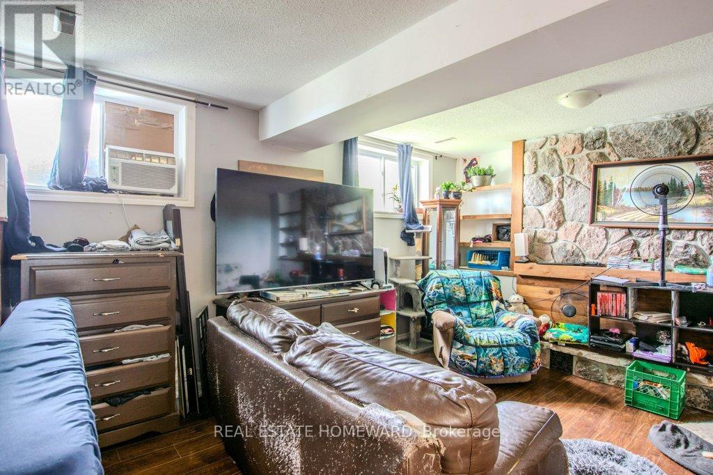 54 SPRINGDALE DRIVE - 11