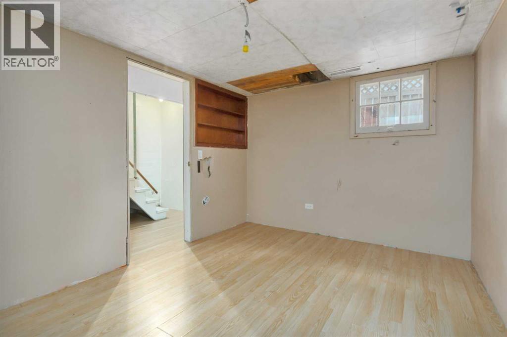 4715 48 Street - 29