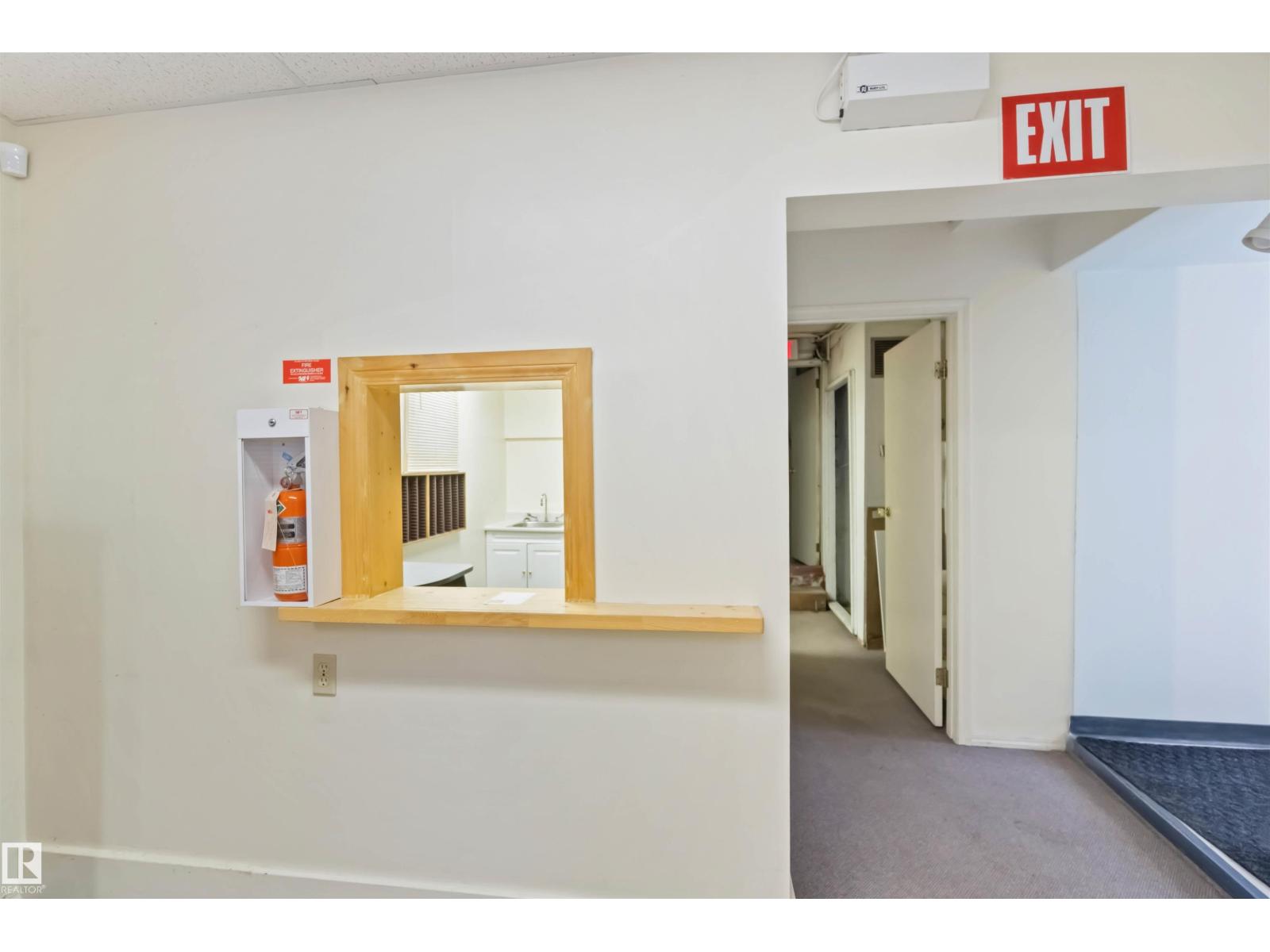 13156 101 st NW - 16