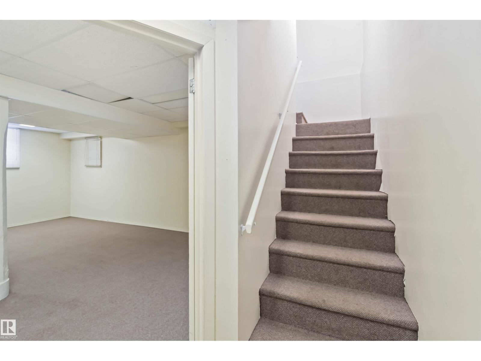 13156 101 st NW - 11