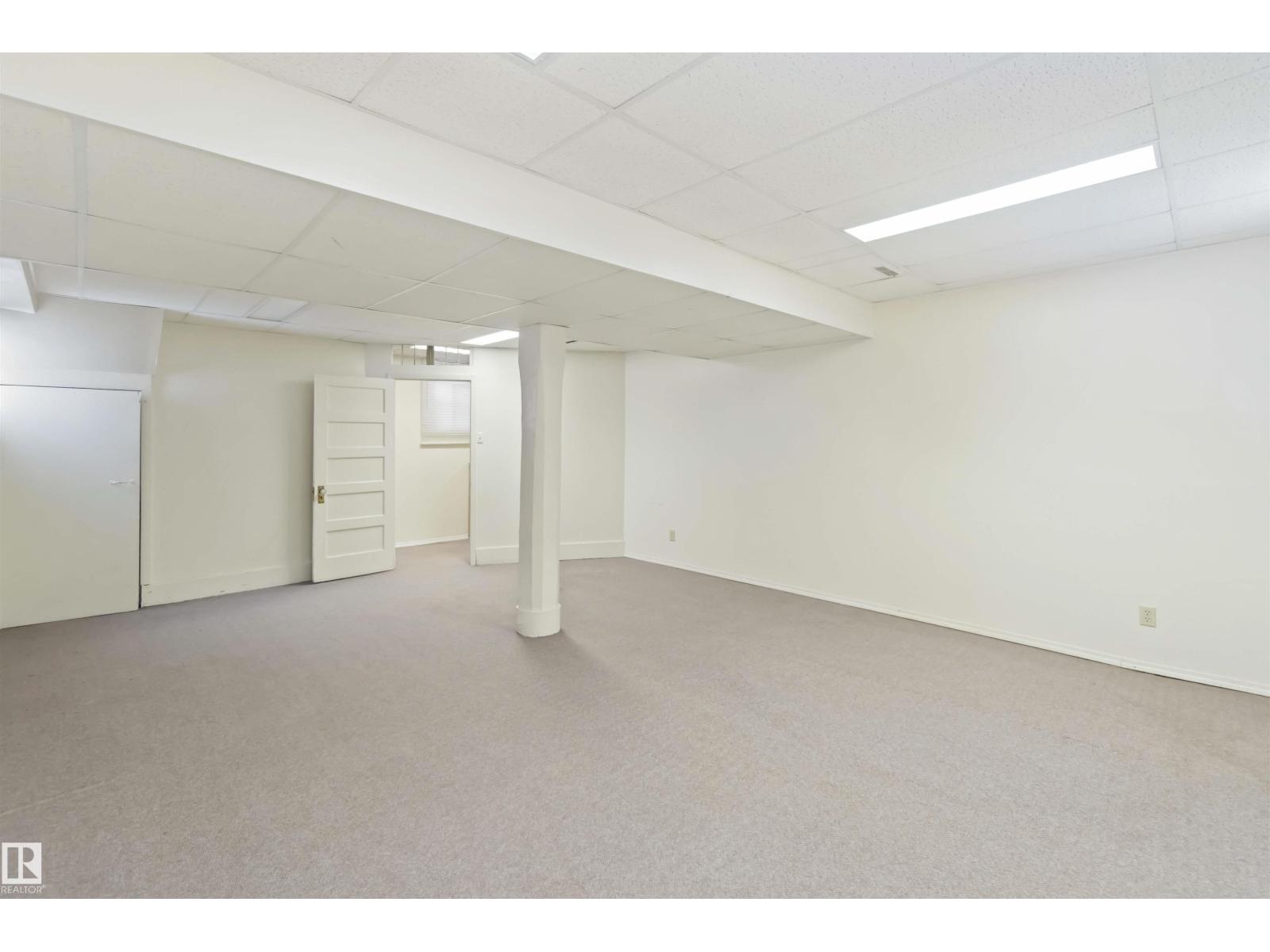 13156 101 st NW - 13