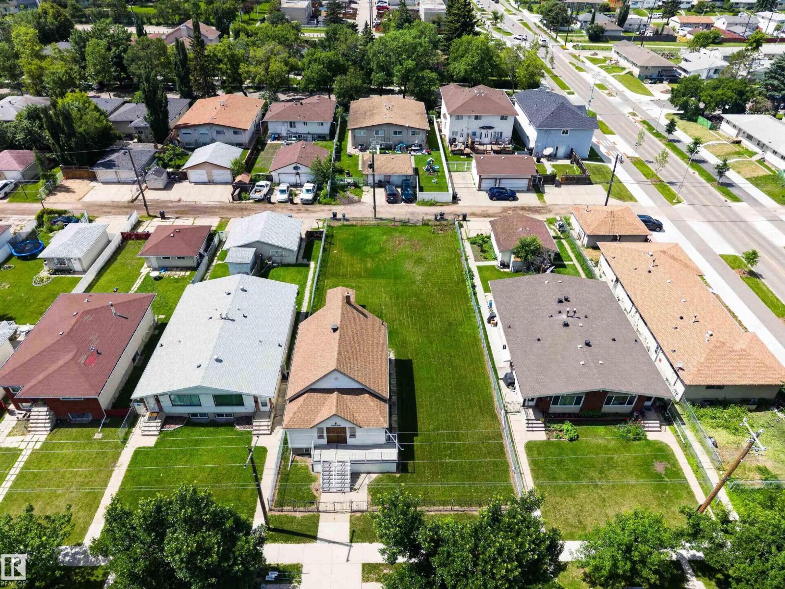 13156 101 st NW - 27