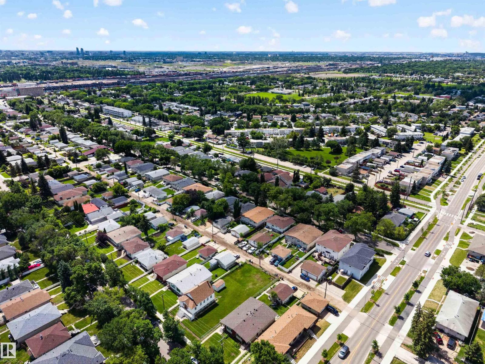 13156 101 st NW - 31