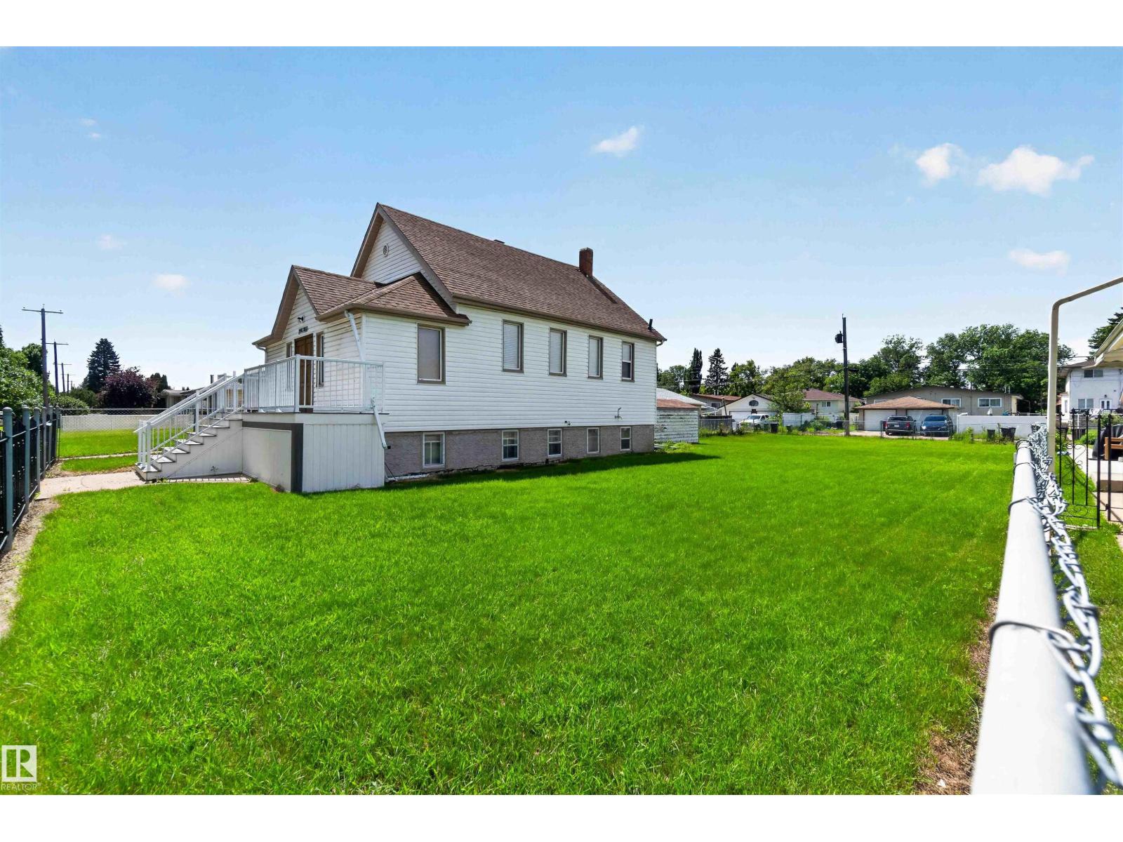 13156 101 st NW - 38
