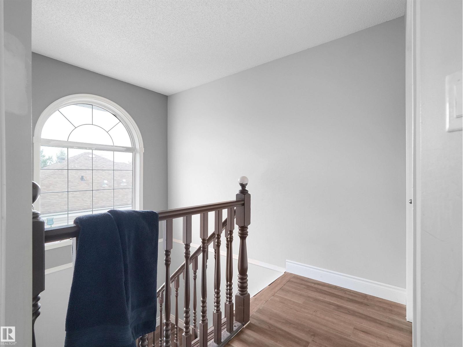 4267 29 AV NW NW - 20