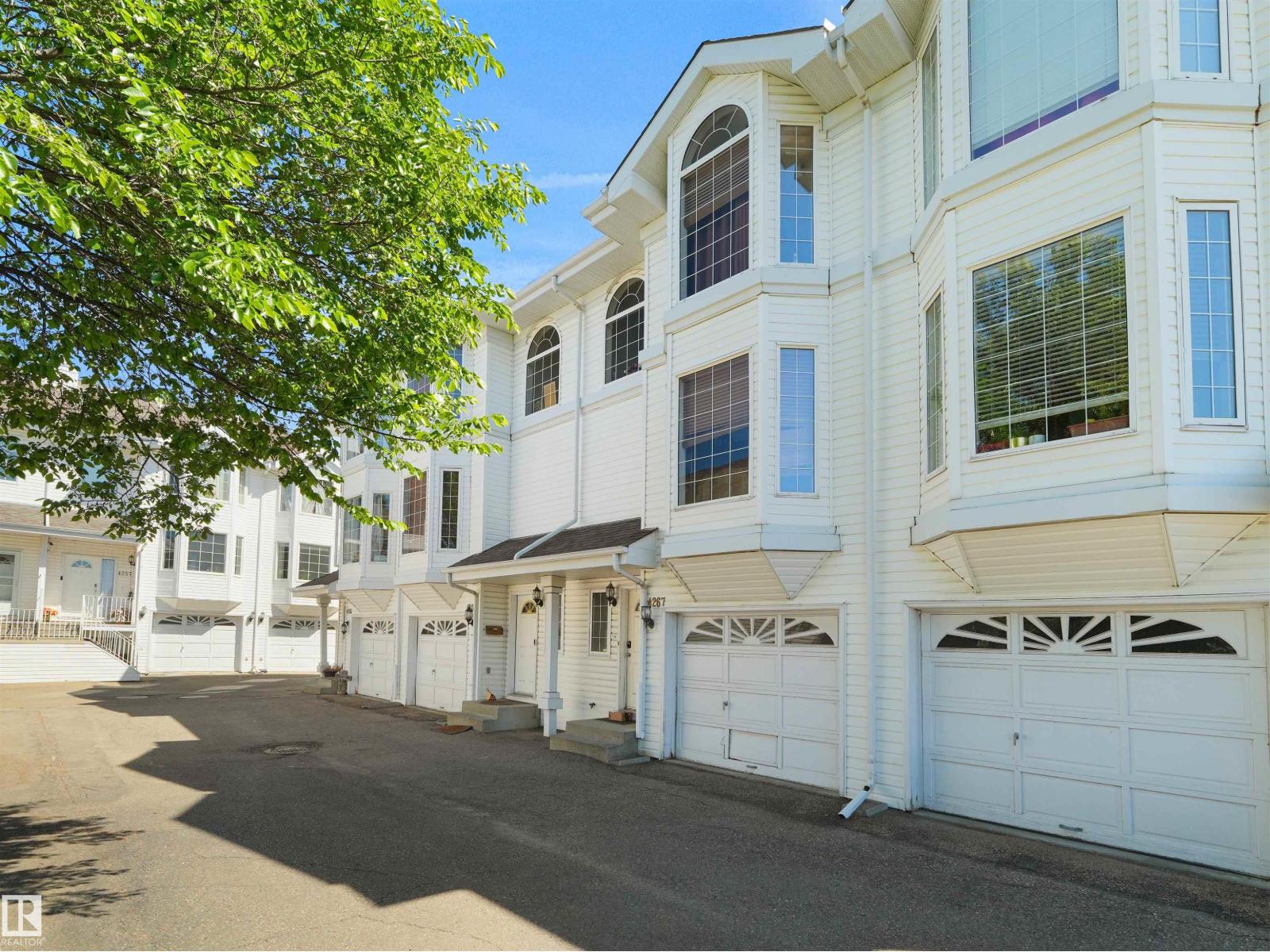 4267 29 AV NW NW - 2