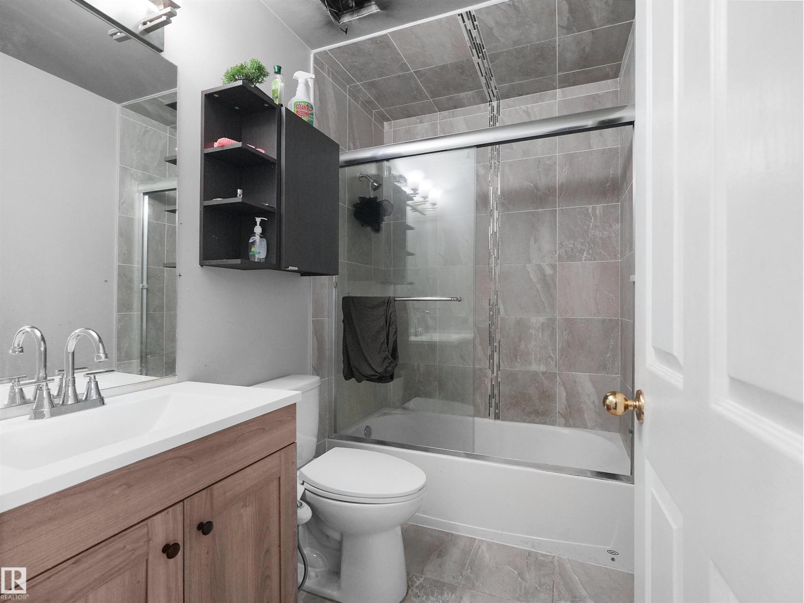 4267 29 AV NW NW - 27