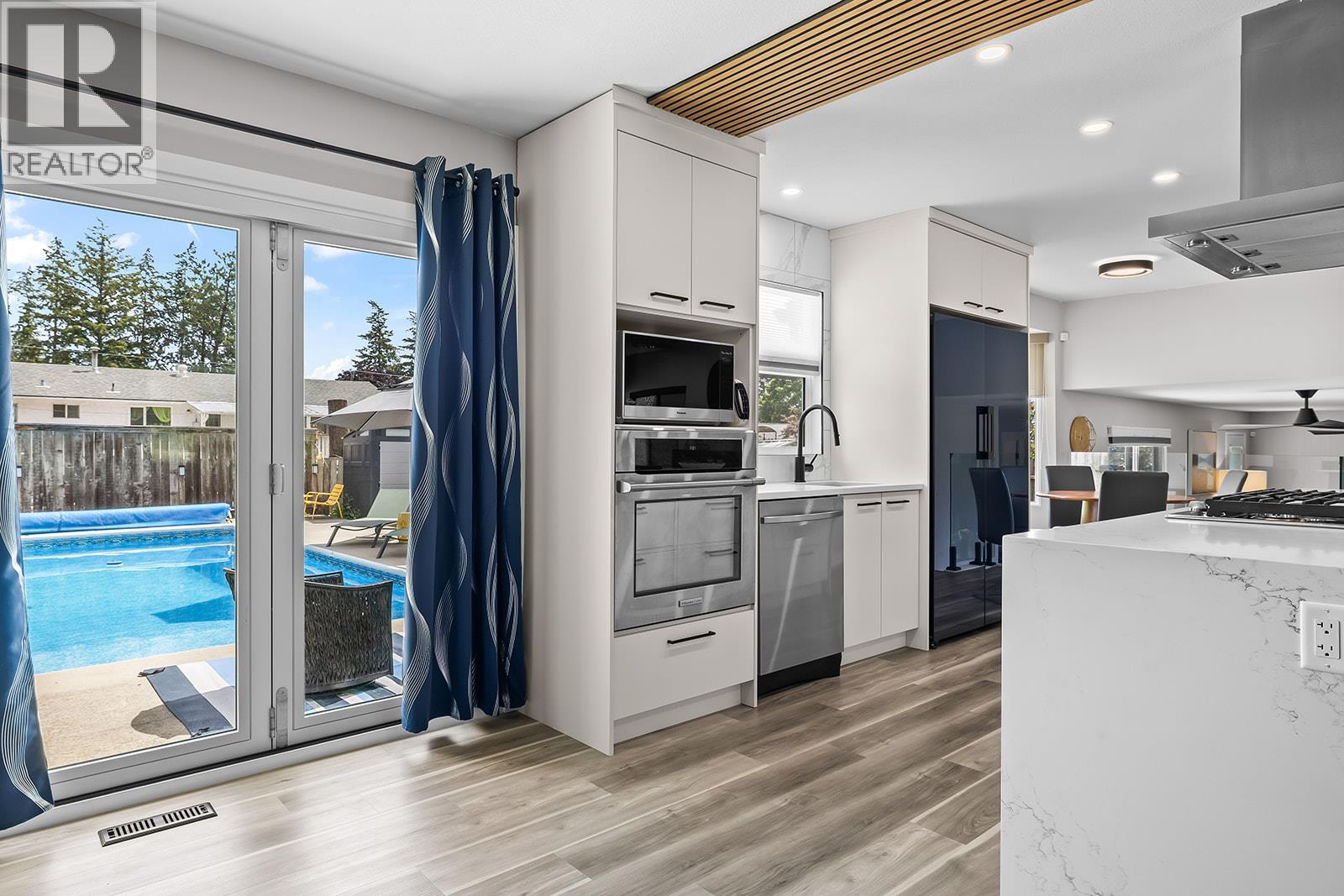 3239 McIver Road - 4