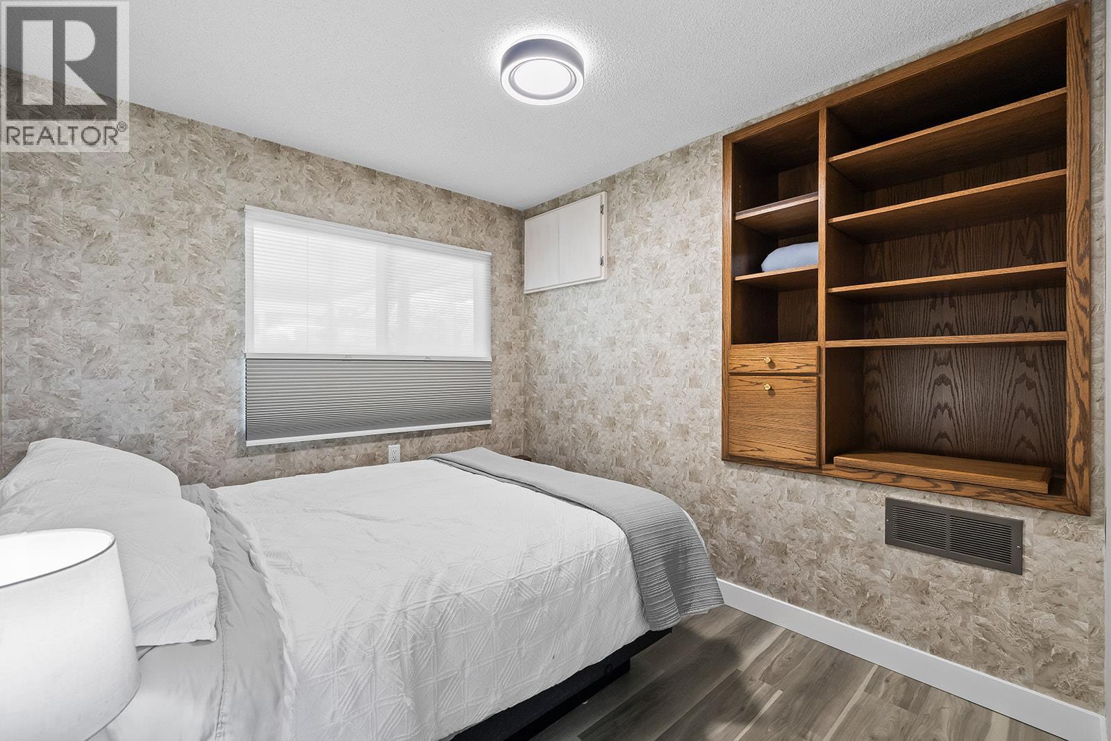 3239 McIver Road - 37