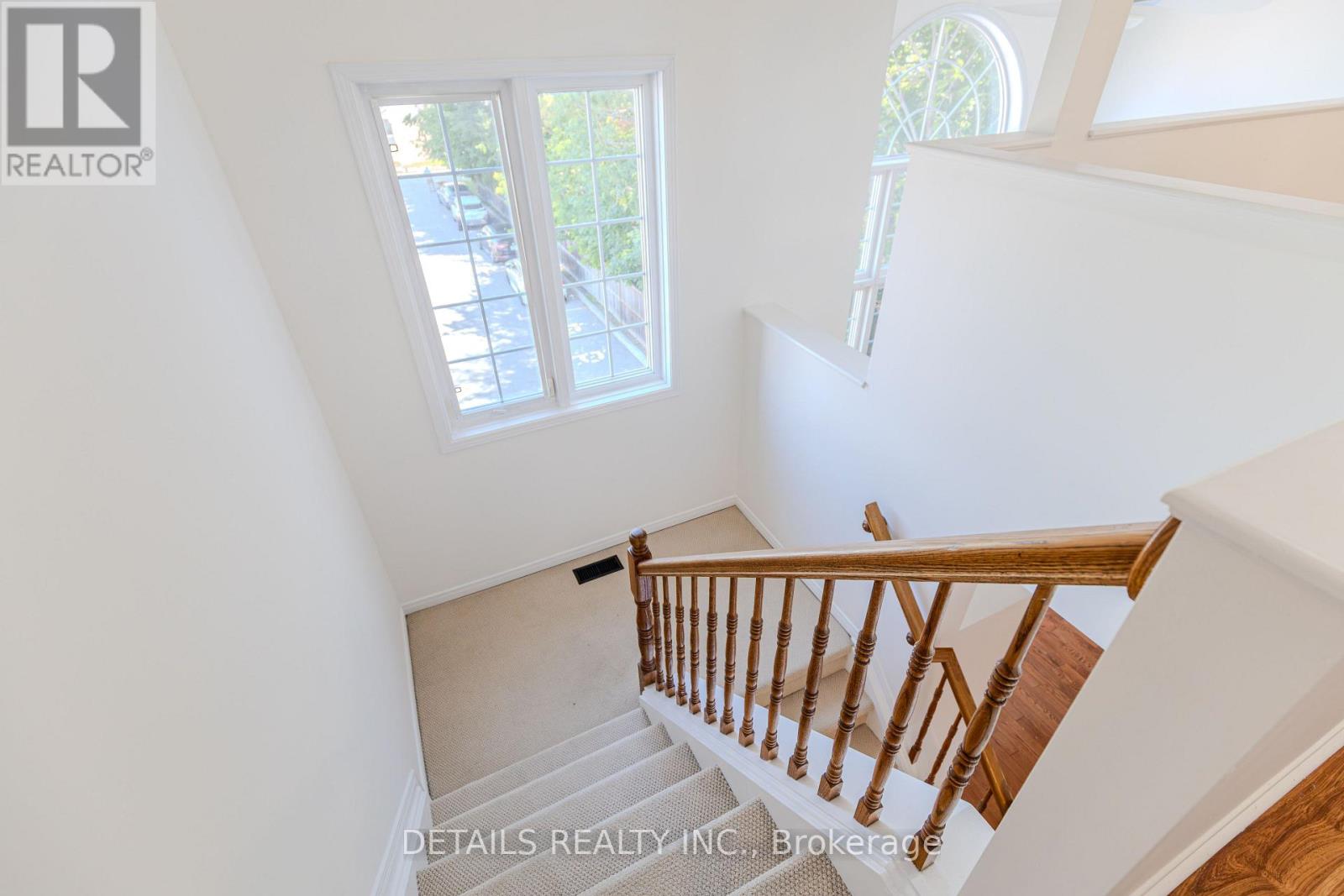 20 – 376 WIFFEN PRIVATE, Ottawa. Luxury613. By Peter Sagos - Image 27