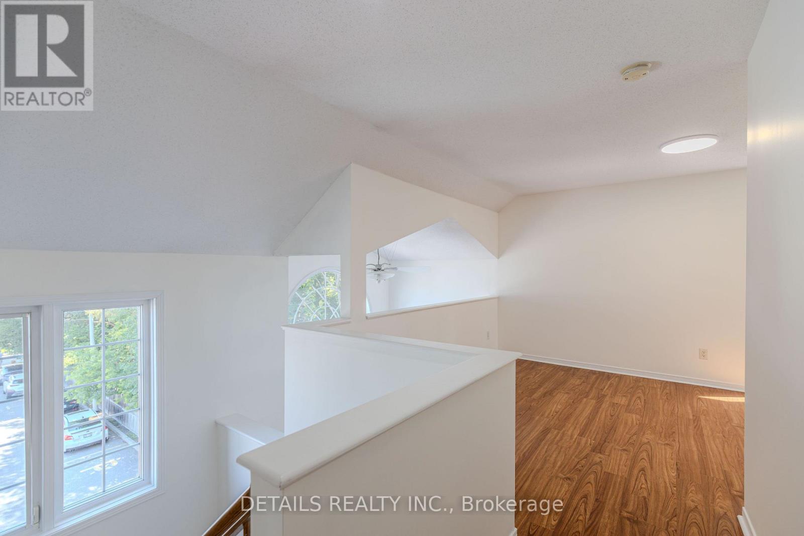 20 – 376 WIFFEN PRIVATE, Ottawa. Luxury613. By Peter Sagos - Image 29