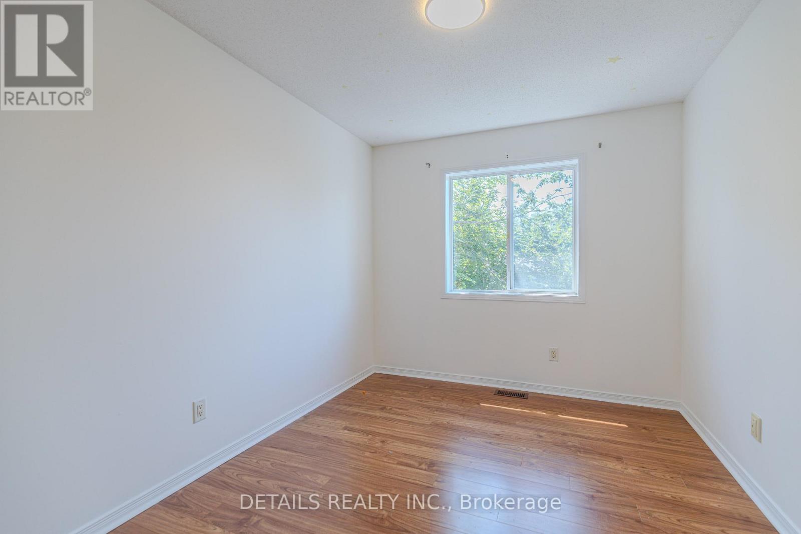 20 – 376 WIFFEN PRIVATE, Ottawa. Luxury613. By Peter Sagos - Image 36