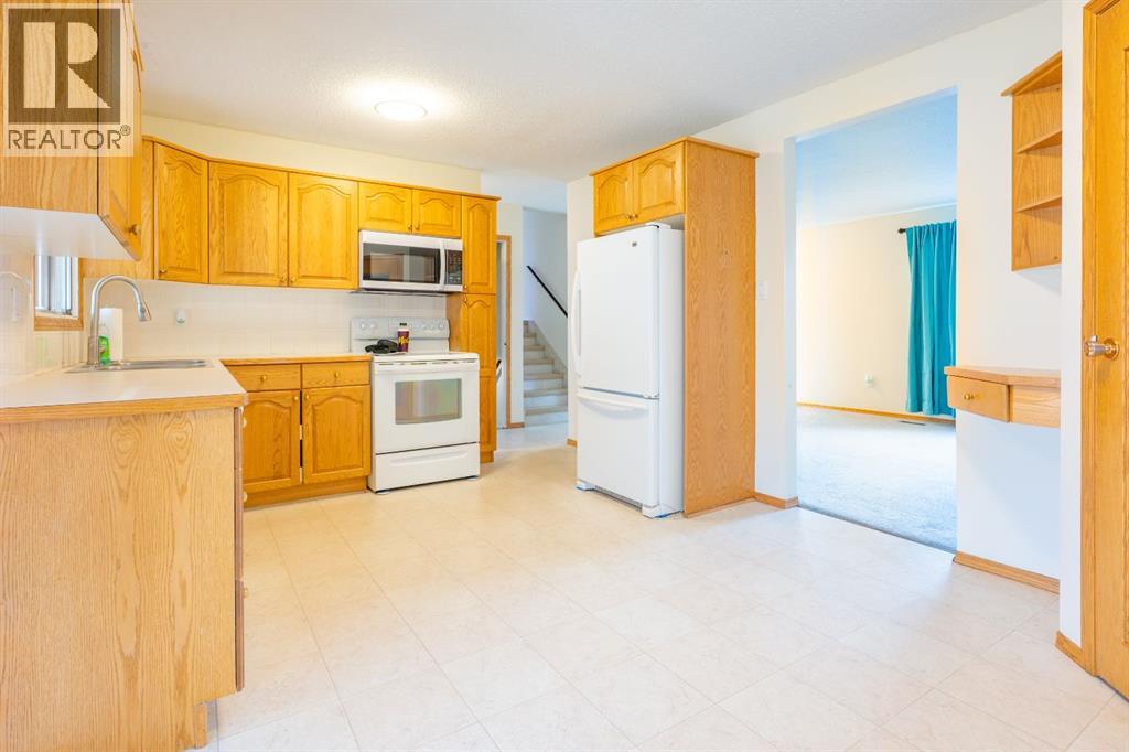 2397 24 Street SE - 11