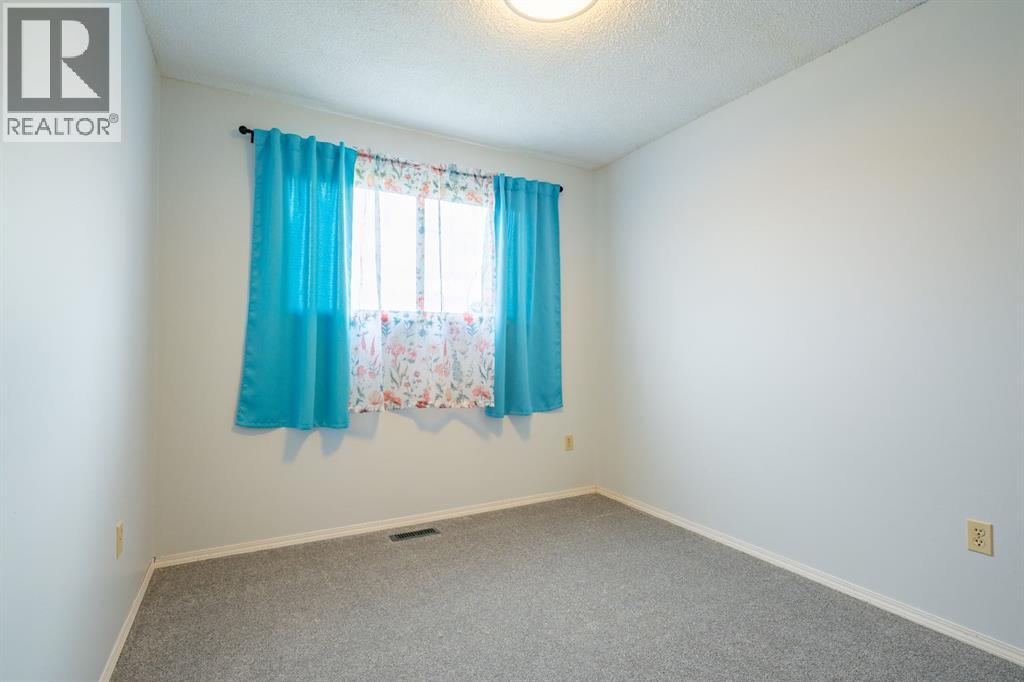 2397 24 Street SE - 15