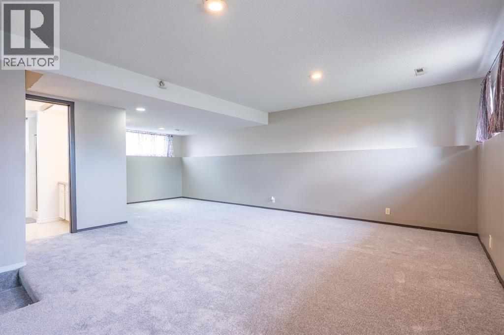 2397 24 Street SE - 22