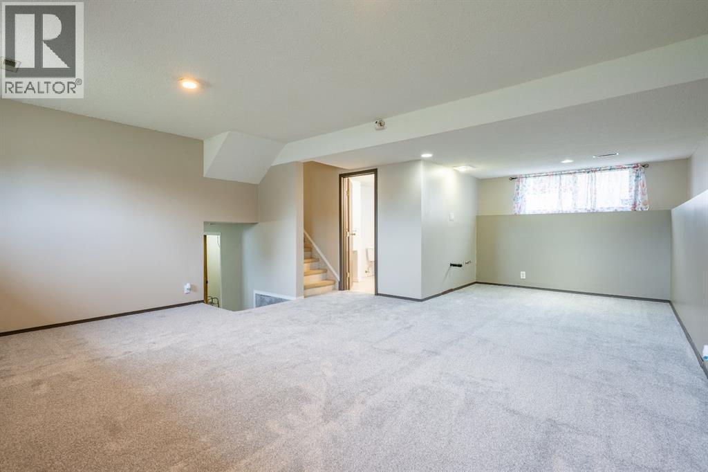 2397 24 Street SE - 23