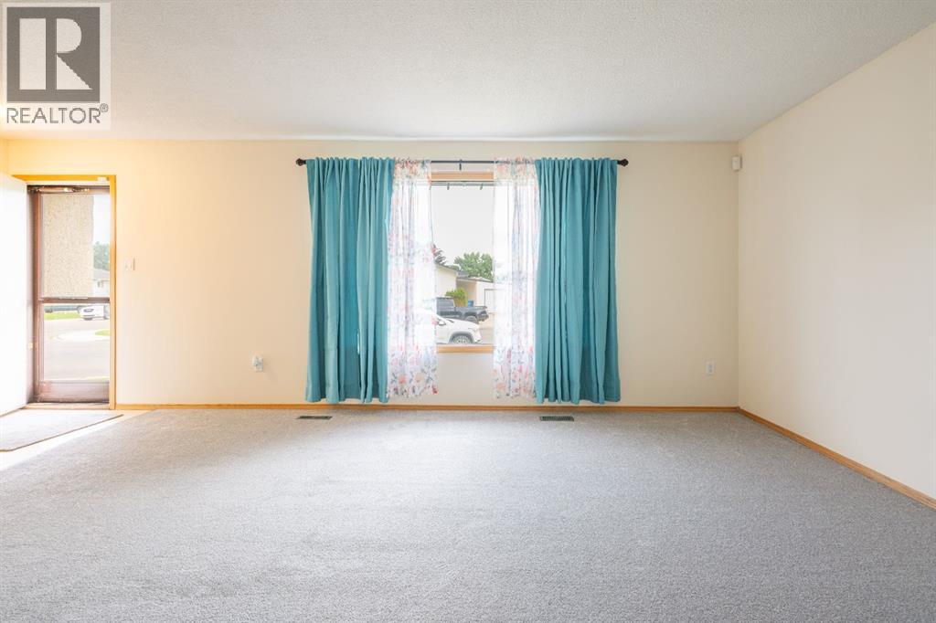 2397 24 Street SE - 8