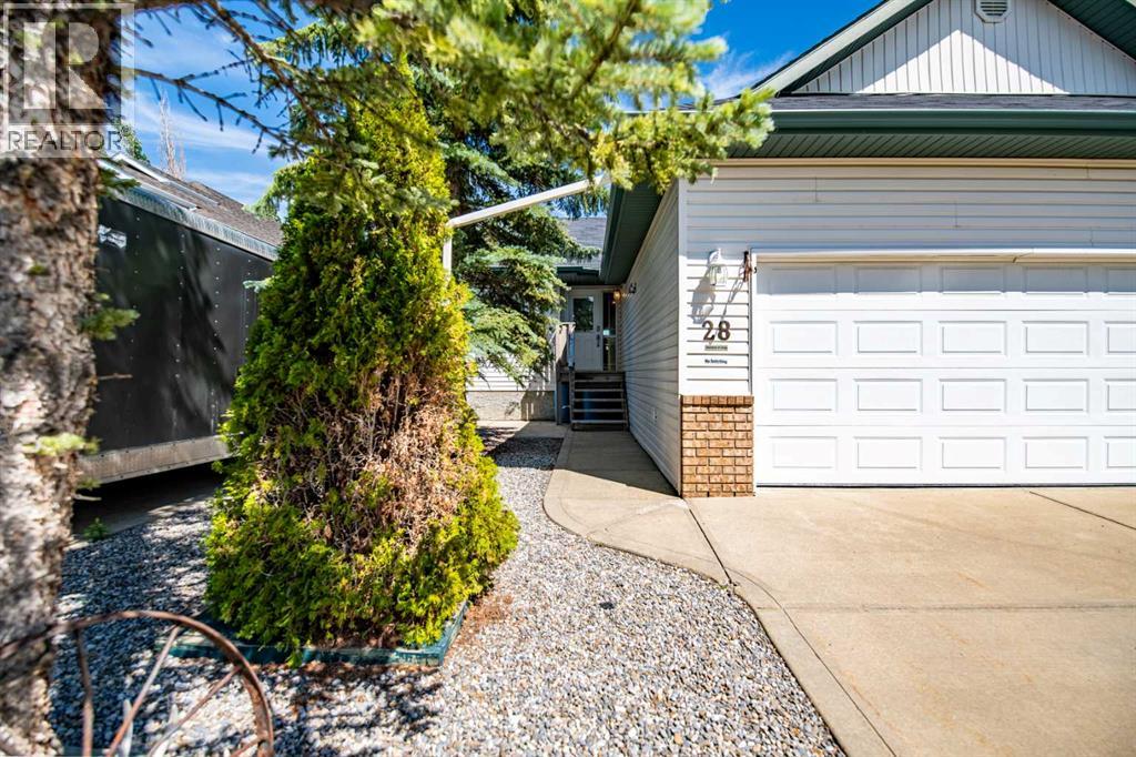 28 Westwood Crescent - 1