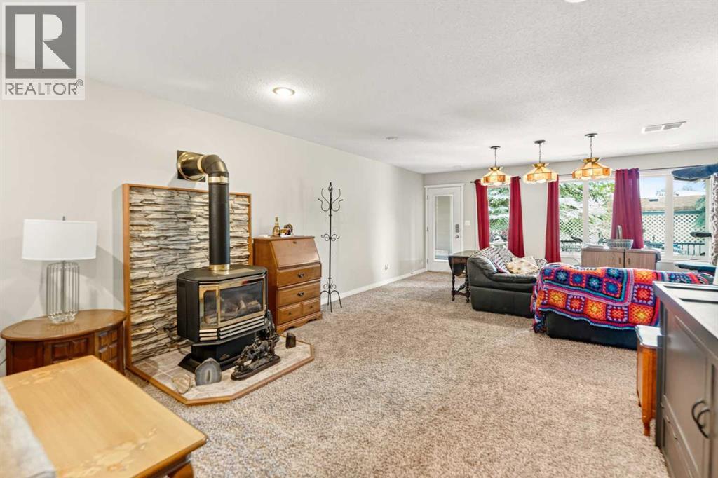 28 Westwood Crescent - 32