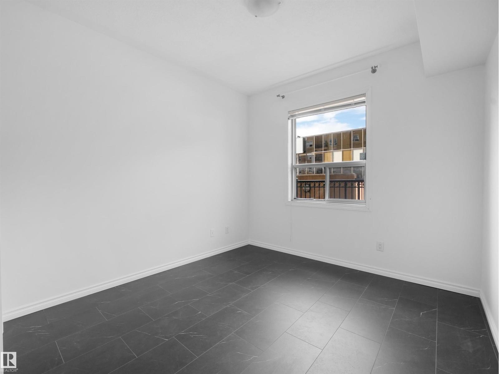 #207 10606 102 AV NW - Image 26